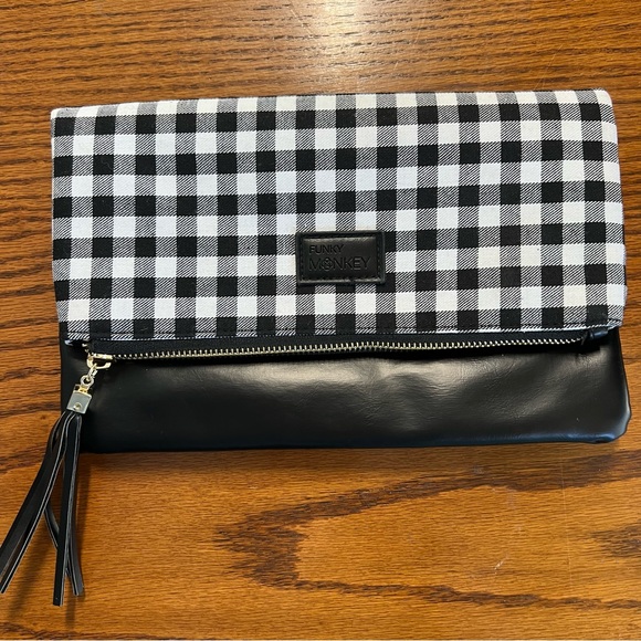 3/$25  Funky Monkey fold over clutch - Picture 4 of 10